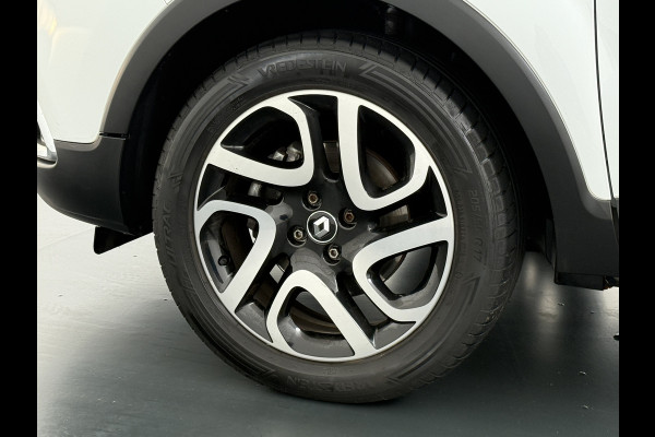 Renault Captur 1.2T 120PK AUT-6 Navi Xmod Camera Trekhaak Ecc Cruise Control Pdc Stoelverwarming Lmv 17" Privacy Glas Bluetooth Keyless Regn-Lichtsensor