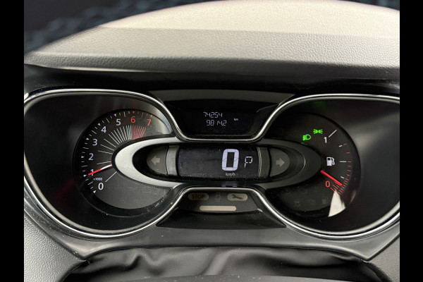 Renault Captur 1.2T 120PK AUT-6 Navi Xmod Camera Trekhaak Ecc Cruise Control Pdc Stoelverwarming Lmv 17" Privacy Glas Bluetooth Keyless Regn-Lichtsensor