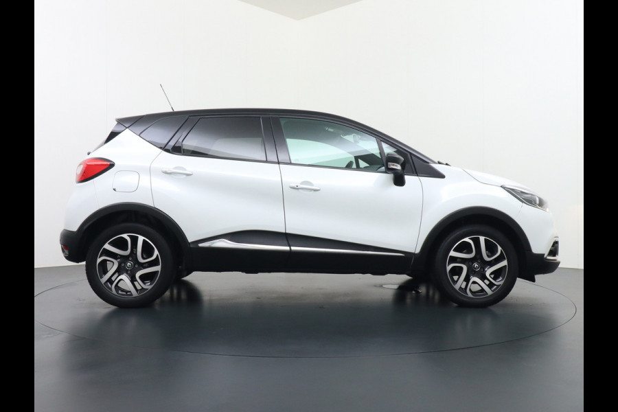 Renault Captur 1.2T 120PK AUT-6 Navi Xmod Camera Trekhaak Ecc Cruise Control Pdc Stoelverwarming Lmv 17" Privacy Glas Bluetooth Keyless Regn-Lichtsensor