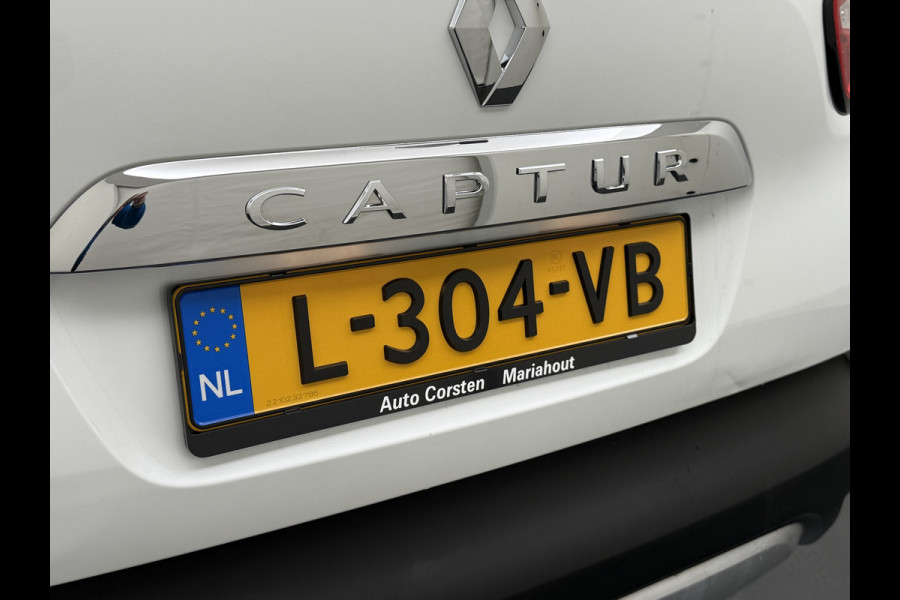 Renault Captur 1.2T 120PK AUT-6 Navi Xmod Camera Trekhaak Ecc Cruise Control Pdc Stoelverwarming Lmv 17" Privacy Glas Bluetooth Keyless Regn-Lichtsensor