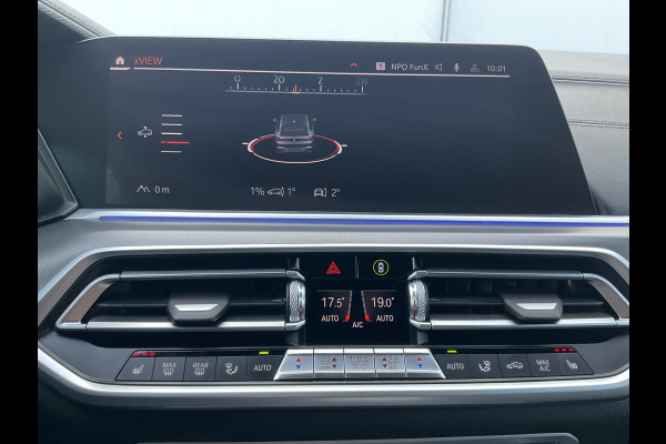 BMW X6 xDrive40i M-Sport Skylounge 360° Laser AirSusp. Pano HK Trekhaak Carbon BOMVOL!