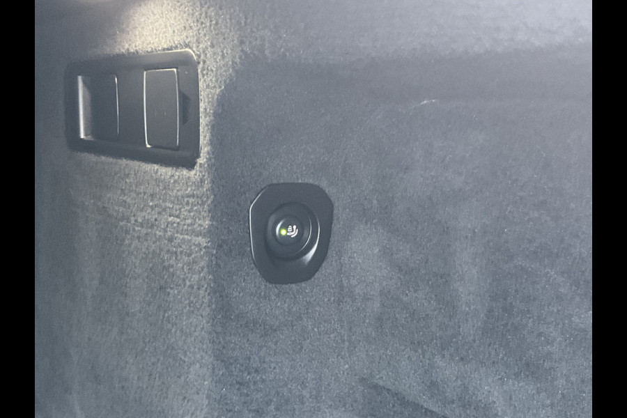 BMW X6 xDrive40i M-Sport Skylounge 360° Laser AirSusp. Pano HK Trekhaak Carbon BOMVOL!