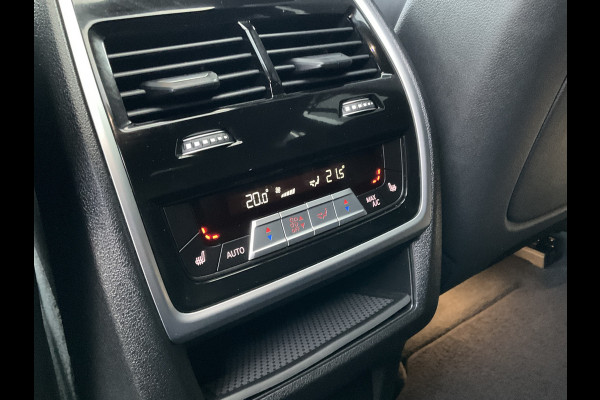 BMW X6 xDrive40i M-Sport Skylounge 360° Laser AirSusp. Pano HK Trekhaak Carbon BOMVOL!