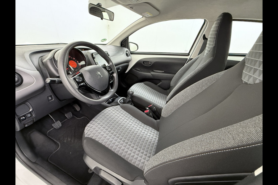 Peugeot 108 Camera Navi* Apple Carplay Android Airco DAB Active Pack Techno Bluetooth Isofix Led 1e Eigenaar Origineel Nederlandse Auto
