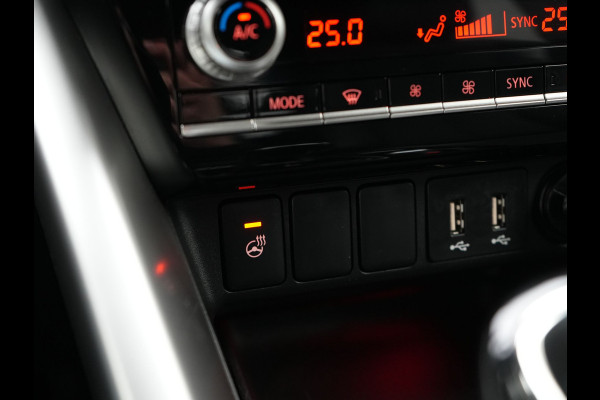 Mitsubishi Eclipse Cross 2.4 Intense+ Plug In Hybrid 188pk Dealer O.H. PHEV | Adaptive Cruise | 360 Camera | Lederen Sportstoelen & Stuur Verwarmd | Apple Carplay | Navigatie Via TomTom | Blis | Keyless | DAB |