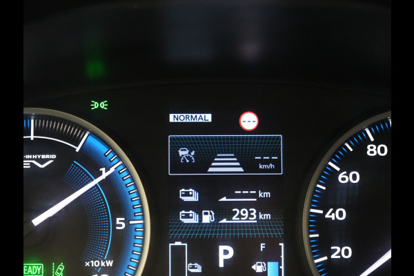 Mitsubishi Eclipse Cross 2.4 Intense+ Plug In Hybrid 188pk Dealer O.H. PHEV | Adaptive Cruise | 360 Camera | Lederen Sportstoelen & Stuur Verwarmd | Apple Carplay | Navigatie Via TomTom | Blis | Keyless | DAB |