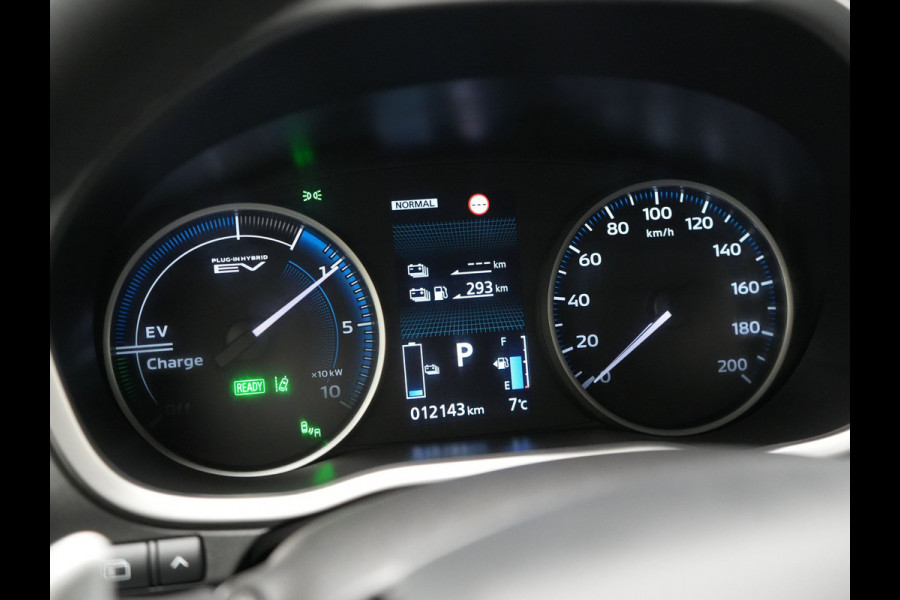 Mitsubishi Eclipse Cross 2.4 Intense+ Plug In Hybrid 188pk Dealer O.H. PHEV | Adaptive Cruise | 360 Camera | Lederen Sportstoelen & Stuur Verwarmd | Apple Carplay | Navigatie Via TomTom | Blis | Keyless | DAB |