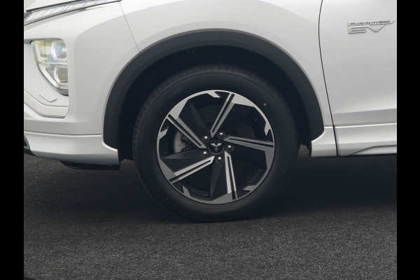 Mitsubishi Eclipse Cross 2.4 Intense+ Plug In Hybrid 188pk Dealer O.H. PHEV | Adaptive Cruise | 360 Camera | Lederen Sportstoelen & Stuur Verwarmd | Apple Carplay | Navigatie Via TomTom | Blis | Keyless | DAB |
