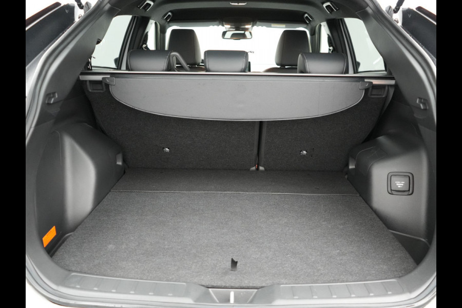 Mitsubishi Eclipse Cross 2.4 Intense+ Plug In Hybrid 188pk Dealer O.H. PHEV | Adaptive Cruise | 360 Camera | Lederen Sportstoelen & Stuur Verwarmd | Apple Carplay | Navigatie Via TomTom | Blis | Keyless | DAB |