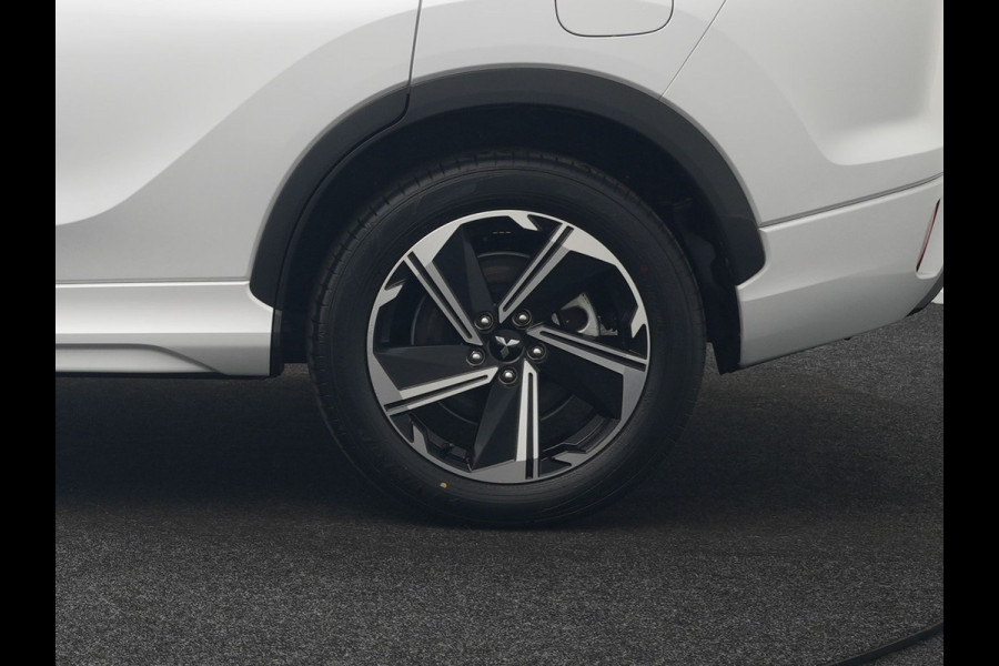 Mitsubishi Eclipse Cross 2.4 Intense+ Plug In Hybrid 188pk Dealer O.H. PHEV | Adaptive Cruise | 360 Camera | Lederen Sportstoelen & Stuur Verwarmd | Apple Carplay | Navigatie Via TomTom | Blis | Keyless | DAB |