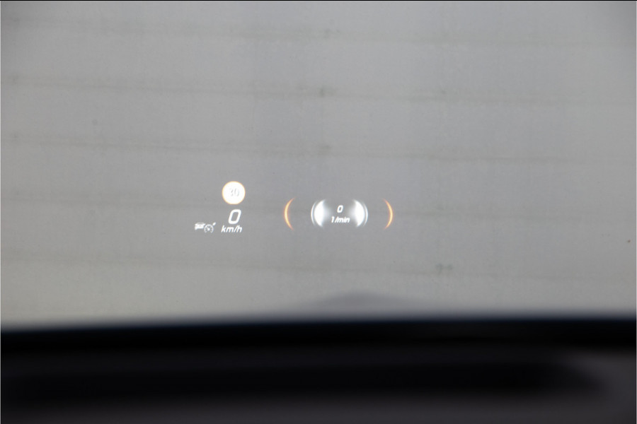 Mercedes-Benz A-Klasse 250 e AMG Premium, Pano, Head-up, Memory, Nightpack, 19"