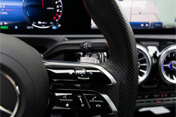 Mercedes-Benz A-Klasse 250 e AMG Premium, Pano, Head-up, Memory, Nightpack, 19"