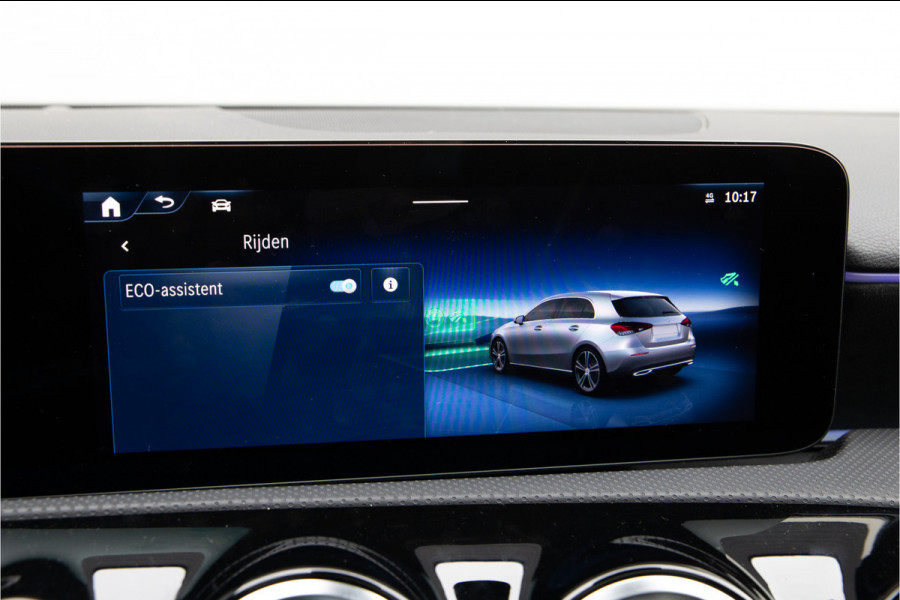 Mercedes-Benz A-Klasse 250 e AMG Premium, Pano, Head-up, Memory, Nightpack, 19"