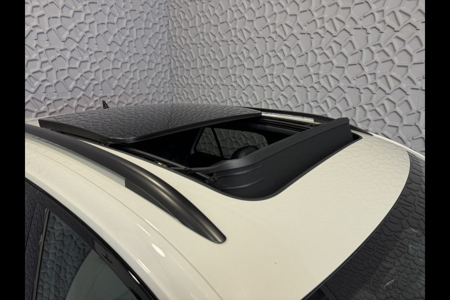 Volkswagen T-Roc 1.5 TSI 150PK R-LINE PANORAMA ✅ NIEUWE AUTO ✅ BLACKLINE EVO IQ LIGHT ALCANTARA ELEK.KLEP CARPLAY STOEL/STUUR VERW. 19"LMV VIR.CO 06/2025 SCHUIFDAK "Volkswagen rijden begint bij Topautos.nl – 75 topmodellen direct op voorraad!"