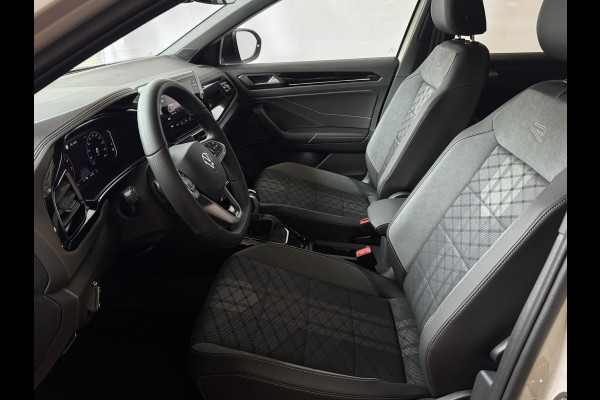 Volkswagen T-Roc 1.5 TSI 150PK R-LINE PANORAMA ✅ NIEUWE AUTO ✅ BLACKLINE EVO IQ LIGHT ALCANTARA ELEK.KLEP CARPLAY STOEL/STUUR VERW. 19"LMV VIR.CO 06/2025 SCHUIFDAK "Volkswagen rijden begint bij Topautos.nl – 75 topmodellen direct op voorraad!"