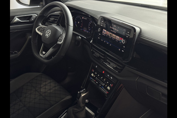 Volkswagen T-Roc 1.5 TSI 150PK R-LINE PANORAMA ✅ NIEUWE AUTO ✅ BLACKLINE EVO IQ LIGHT ALCANTARA ELEK.KLEP CARPLAY STOEL/STUUR VERW. 19"LMV VIR.CO 06/2025 SCHUIFDAK "Volkswagen rijden begint bij Topautos.nl – 75 topmodellen direct op voorraad!"