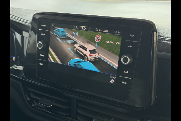 Volkswagen T-Roc 1.5 TSI 150PK R-LINE PANORAMA ✅ NIEUWE AUTO ✅ BLACKLINE EVO IQ LIGHT ALCANTARA ELEK.KLEP CARPLAY STOEL/STUUR VERW. 19"LMV VIR.CO 06/2025 SCHUIFDAK "Volkswagen rijden begint bij Topautos.nl – 75 topmodellen direct op voorraad!"