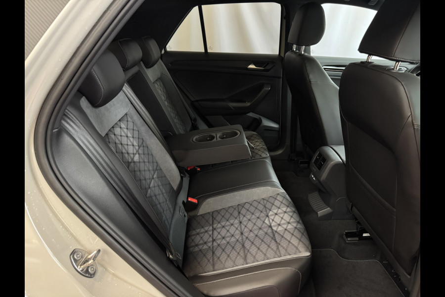 Volkswagen T-Roc 1.5 TSI 150PK R-LINE PANORAMA ✅ NIEUWE AUTO ✅ BLACKLINE EVO IQ LIGHT ALCANTARA ELEK.KLEP CARPLAY STOEL/STUUR VERW. 19"LMV VIR.CO 06/2025 SCHUIFDAK "Volkswagen rijden begint bij Topautos.nl – 75 topmodellen direct op voorraad!"