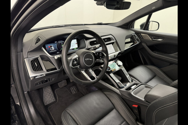 Jaguar I-PACE EV320 SE 90kWh 3Fase ! SOH 95,5% AWD Leer Pano-dak Meridian™ Hifi Memory Navi Ecc 3D-Surround Camera Cruise Control Business Pac Apple Carplay Android Auto Stoel+Stuur+Voorruitverwarming Led Origineel Nederlandse Auto Nieuwprijs €76.050,- Deze kan thuis wél met 11kw/uur laden