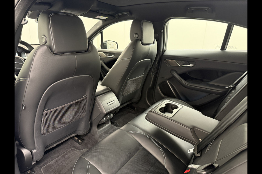 Jaguar I-PACE EV320 SE 90kWh 3Fase ! SOH 95,5% AWD Leer Pano-dak Meridian™ Hifi Memory Navi Ecc 3D-Surround Camera Cruise Control Business Pac Apple Carplay Android Auto Stoel+Stuur+Voorruitverwarming Led Origineel Nederlandse Auto Nieuwprijs €76.050,- Deze kan thuis wél met 11kw/uur laden