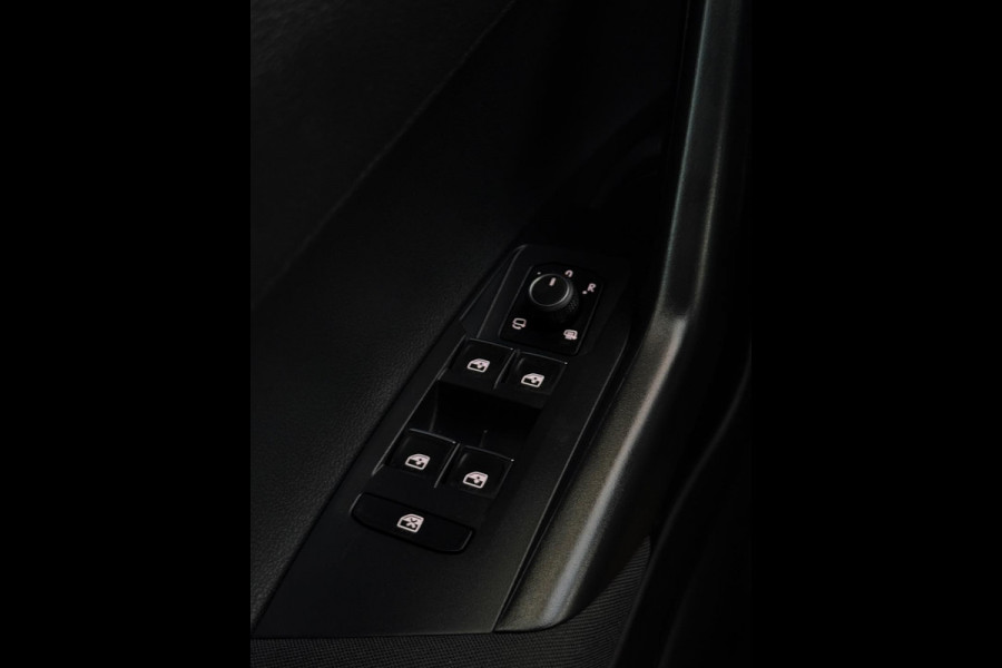 Volkswagen Polo 1.0 TSI R-line IQ CarPlay Camera