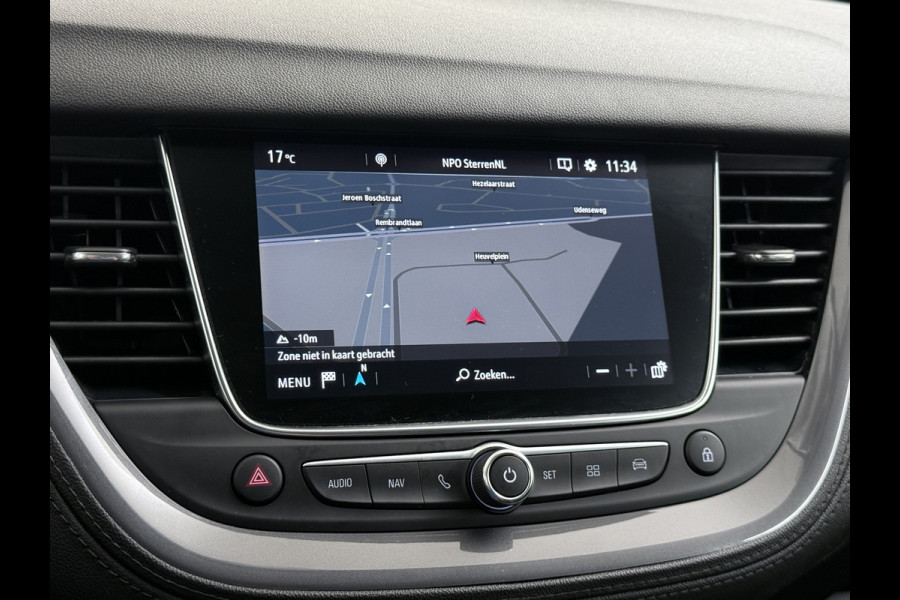 Opel Grandland X T131pk Navi Trekhaak Executive Dual-Ecc Apple Carplay Android PDC-a+v Park-Assist Distr.-Riem bij 61.000km vervangen Chroompakket Priv.Glass Volledig dealer onderhouden, laatste beurt bij 61.000km 1400kg trekvermogen.  EURO6