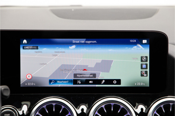 Mercedes-Benz GLA 180 AMG Nightpack, Widescreen, Distronic, Sfeerverlichting 2023