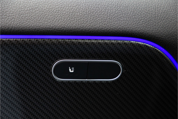 Mercedes-Benz GLA 180 AMG Nightpack, Widescreen, Distronic, Sfeerverlichting 2023