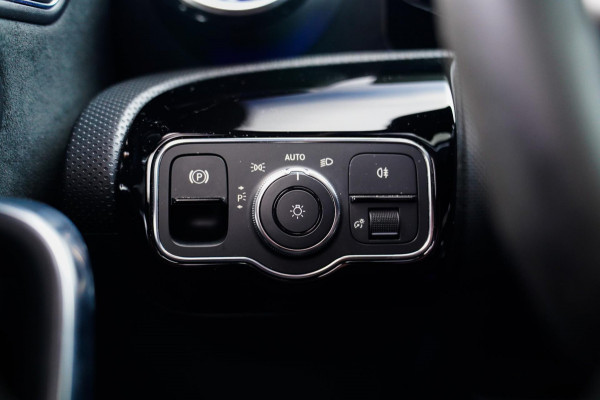Mercedes-Benz A-Klasse AMG 45 4MATIC+ Premium Plus | Panorama | Sterrenhemel | Sport uitlaat | Burmester | Luxe leder/Alcantara |