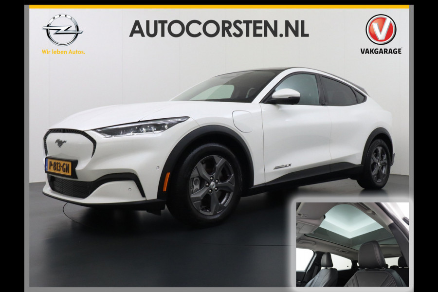 Ford Mustang Mach-E Extended RWD 98kWh SOH 94% 301pk Leer Trekhaak Pano-Dak Adaptive Cruise Lane Centering/change Assist Stop&Go Apple Carpla Elektr.verst.Stoelen+Verwarmd Dual-ECC Fully Active Park Assist Elektr.Achterklep BLISS Driver Alert Warning Keyless Origineel Nederlandse Auto € 63.000- nieuw, Batterijgarantie 8 jaar of 160.000km vanaf nieuw
