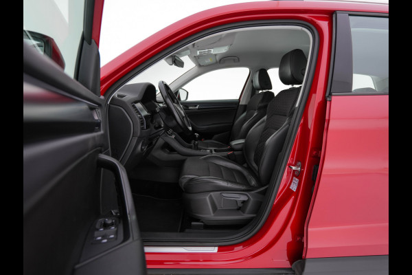 Škoda Kodiaq 1.5 TSI Business Edition (INCL-BTW) *ADAPTIVE-CRUISE | LEATHER-FABRIC | FULL-LED | CANTON-SOUND | HEATED-SPORTSEATS | KEYLESS | NAVI-FULLMAP | CAMERA | DAB+ | ECC | PDC | TOWBAR | 18''ALU*