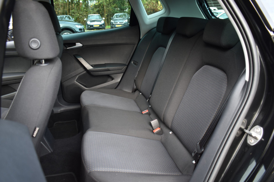 Seat Arona TSI 115PK DSG STYLE BUSINESS VIRTUAL/NAVI/CRUISE