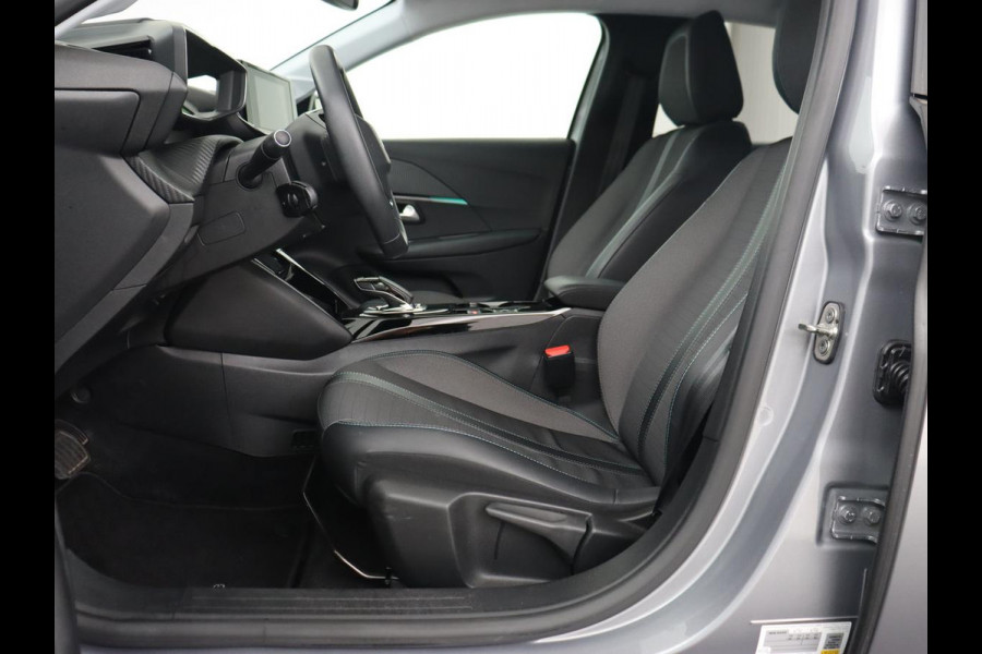 Peugeot e-208 EV Allure Pack 50 kWh | Camera | Carplay | Half leder | Full LED | Parkeerhulp | Climate control | Bluetooth | Cruise control
