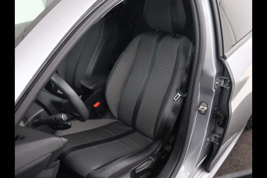 Peugeot e-208 EV Allure Pack 50 kWh | Camera | Carplay | Half leder | Full LED | Parkeerhulp | Climate control | Bluetooth | Cruise control