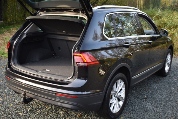 Volkswagen Tiguan TSI 150PK DSG 4MOTION COMFORTLINE BUSINESS NAVI/PDC/TREKHAAK****