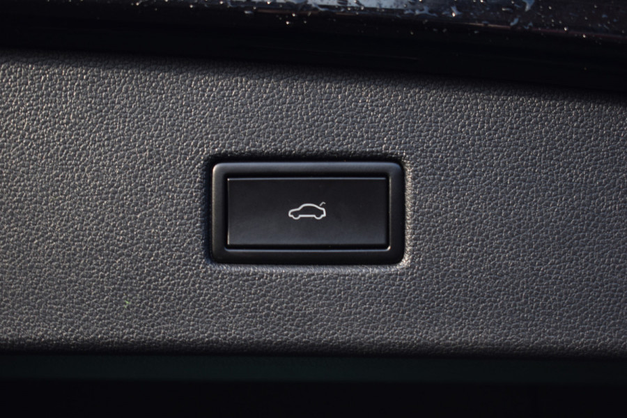 Volkswagen Tiguan TSI 150PK DSG 4MOTION COMFORTLINE BUSINESS NAVI/PDC/TREKHAAK****