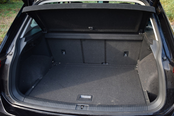 Volkswagen Tiguan TSI 150PK DSG 4MOTION COMFORTLINE BUSINESS NAVI/PDC/TREKHAAK****