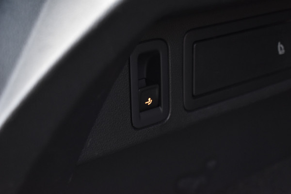 Volkswagen Tiguan TSI 150PK DSG 4MOTION COMFORTLINE BUSINESS NAVI/PDC/TREKHAAK****