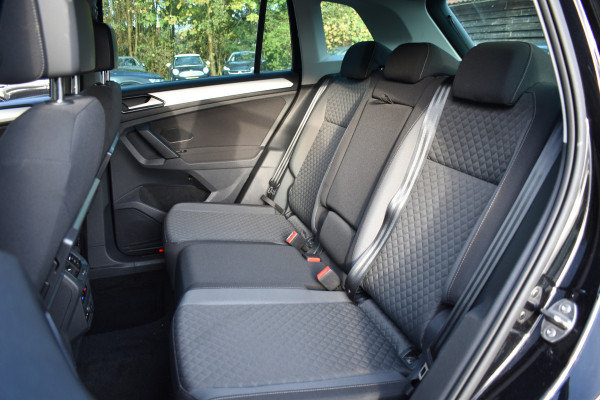 Volkswagen Tiguan TSI 150PK DSG 4MOTION COMFORTLINE BUSINESS NAVI/PDC/TREKHAAK****