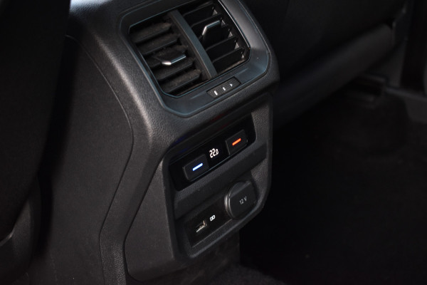 Volkswagen Tiguan TSI 150PK DSG 4MOTION COMFORTLINE BUSINESS NAVI/PDC/TREKHAAK****