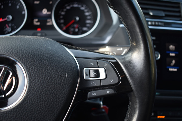 Volkswagen Tiguan TSI 150PK DSG 4MOTION COMFORTLINE BUSINESS NAVI/PDC/TREKHAAK****