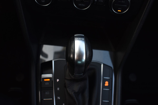 Volkswagen Tiguan TSI 150PK DSG 4MOTION COMFORTLINE BUSINESS NAVI/PDC/TREKHAAK****