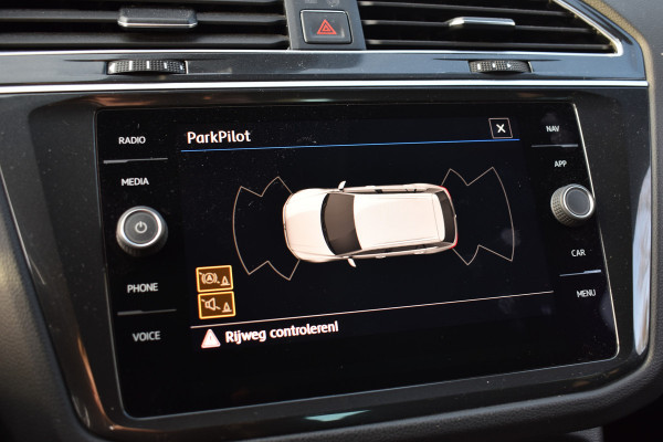 Volkswagen Tiguan TSI 150PK DSG 4MOTION COMFORTLINE BUSINESS NAVI/PDC/TREKHAAK****