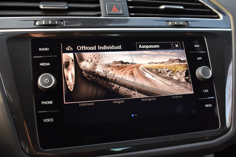 Volkswagen Tiguan TSI 150PK DSG 4MOTION COMFORTLINE BUSINESS NAVI/PDC/TREKHAAK****