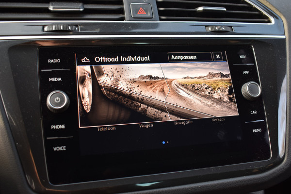 Volkswagen Tiguan TSI 150PK DSG 4MOTION COMFORTLINE BUSINESS NAVI/PDC/TREKHAAK****