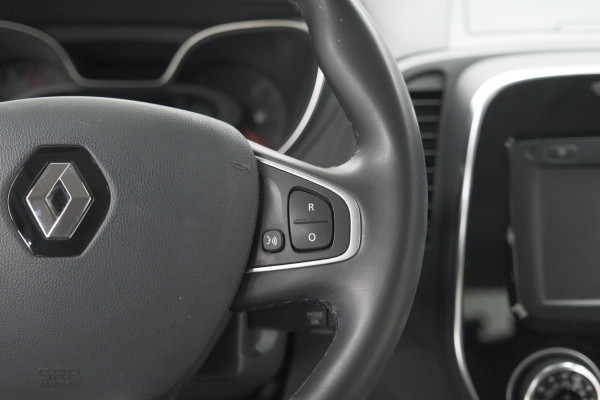 Renault Captur TCe 120 EDC Intens | Camera | Stoelverwarming | Navigatie | Parkeersensoren