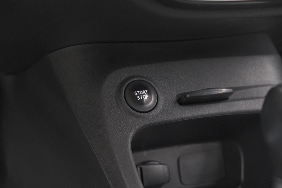 Renault Captur TCe 120 EDC Intens | Camera | Stoelverwarming | Navigatie | Parkeersensoren