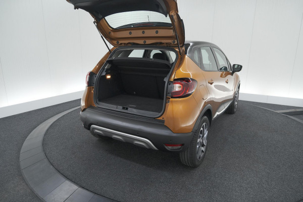 Renault Captur TCe 120 EDC Intens | Camera | Stoelverwarming | Navigatie | Parkeersensoren