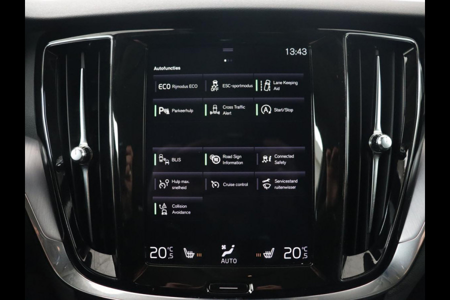 Volvo V60 2.0 T5 Momentum | 1e eigenaar | Leder | Trekhaak | Adaptive cruise | Stoelverwarming | Carplay | Navigatie | 18'' | Climate control | Parkeerhulp