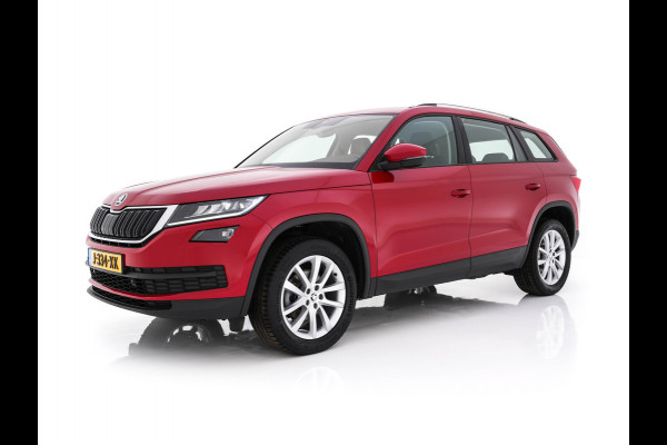 Škoda Kodiaq 1.5 TSI Business Edition (INCL-BTW) *ADAPTIVE-CRUISE | LEATHER-FABRIC | FULL-LED | CANTON-SOUND | HEATED-SPORTSEATS | KEYLESS | NAVI-FULLMAP | CAMERA | DAB+ | ECC | PDC | TOWBAR | 18''ALU*